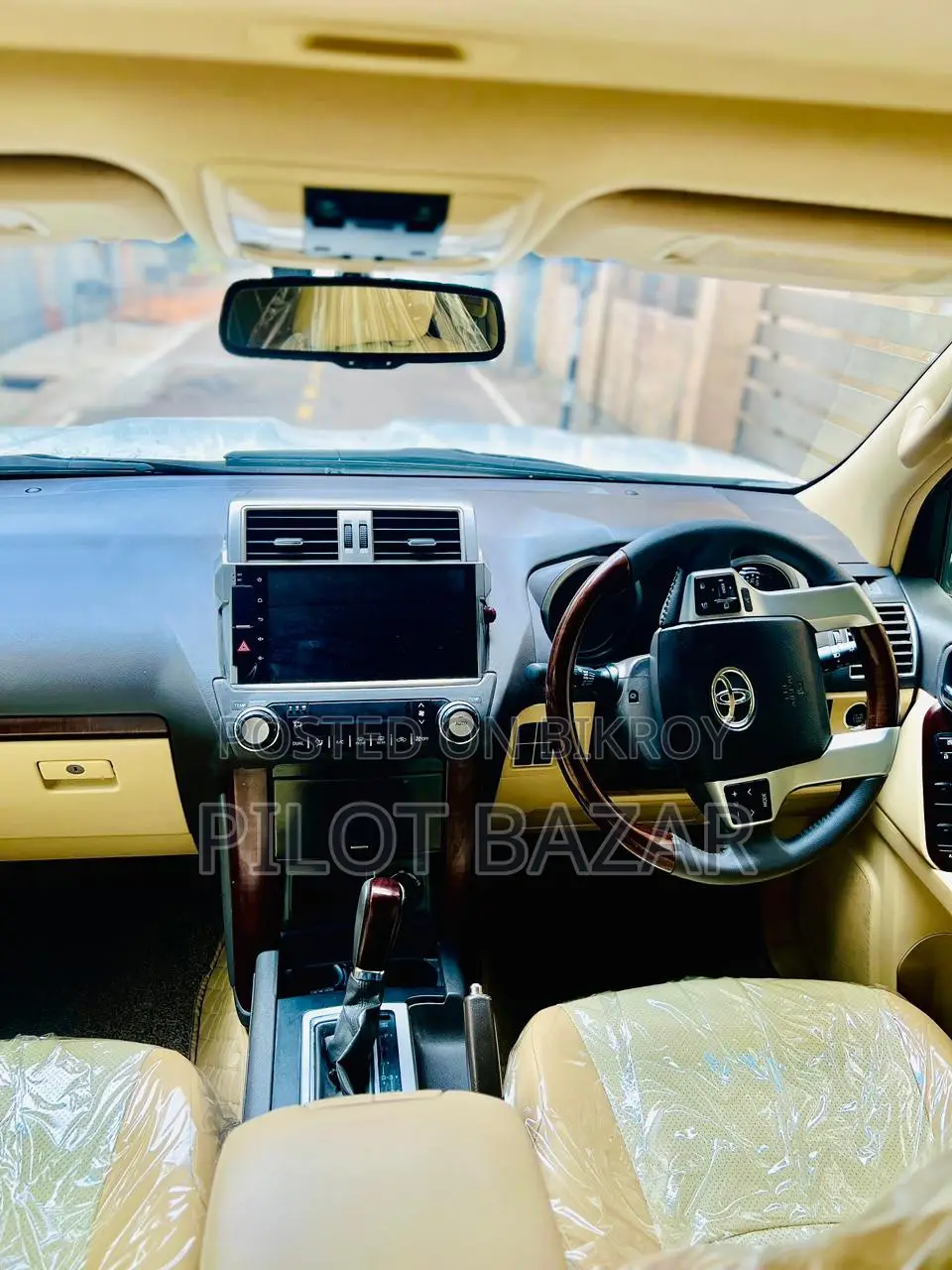 Toyota Land Cruiser TX L 2014