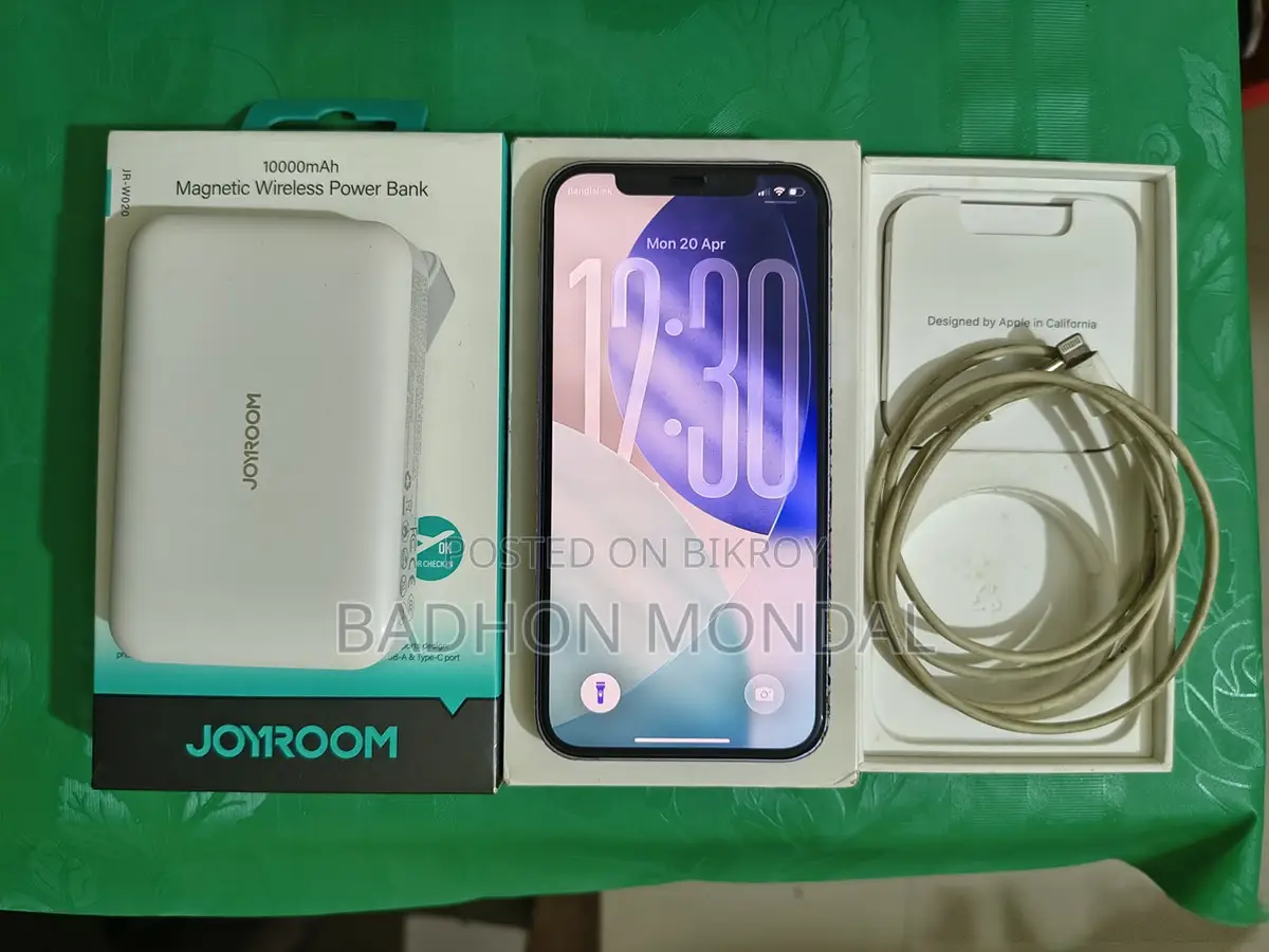 Apple iPhone 12 (128GB) (Used)