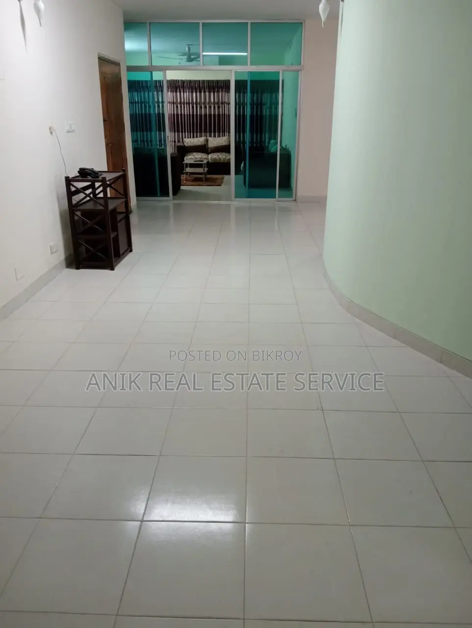 গুলশান ২-এ ভালো মানের ৩ বেডরুমের ফুল ফার্নিশড ফ্ল্যাট ভাড়া