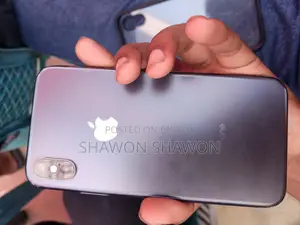 Apple iPhone XS (Used)