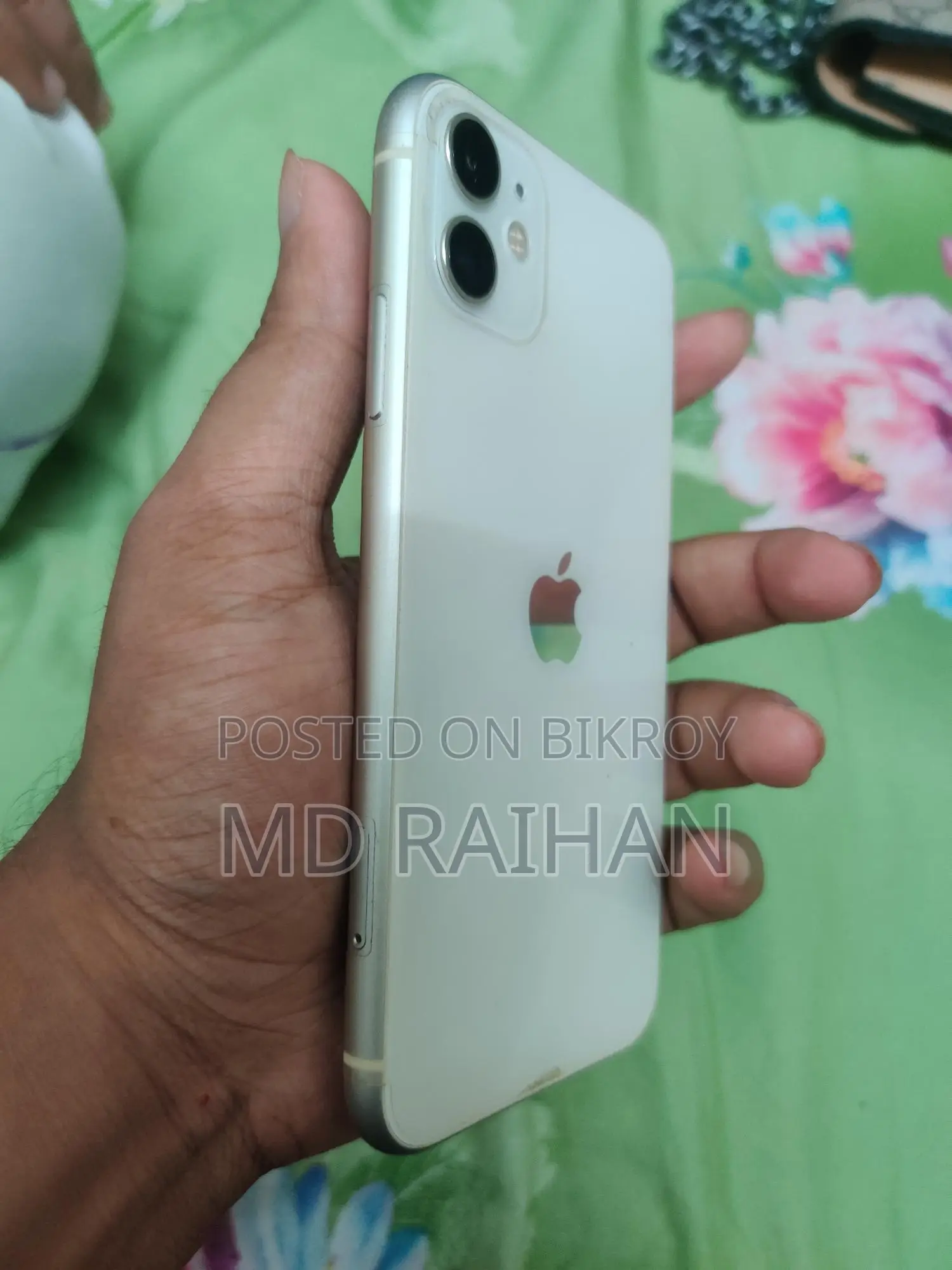 Apple iPhone 11 128GB (Used)