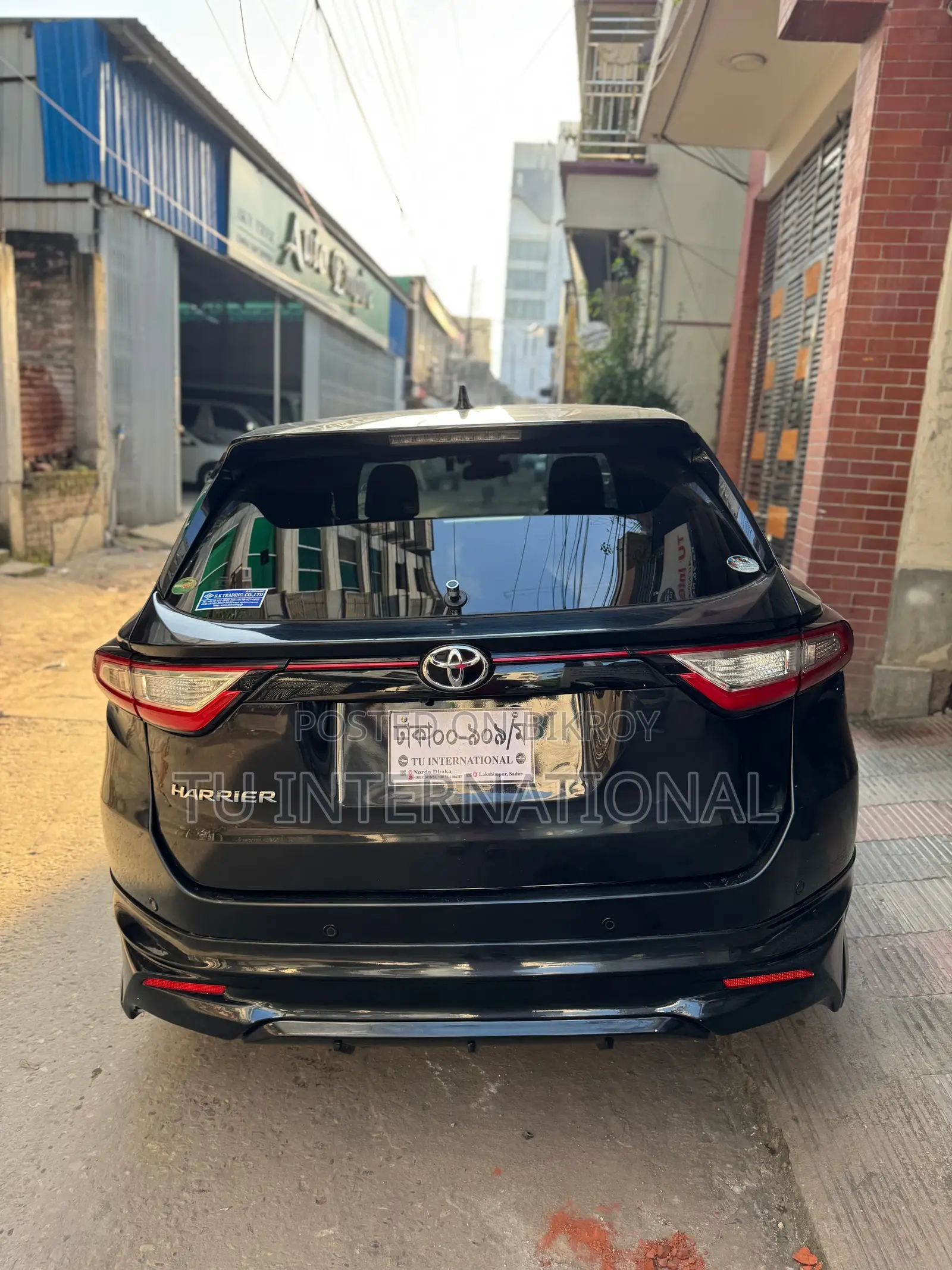 টয়োটা হ্যারিয়ার নন হাইব্রিড-প্রিমিয়াম ২০২০