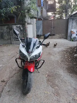 Yamaha Fazer V1 2014