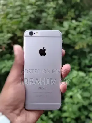 Apple iPhone 6 . (Used)