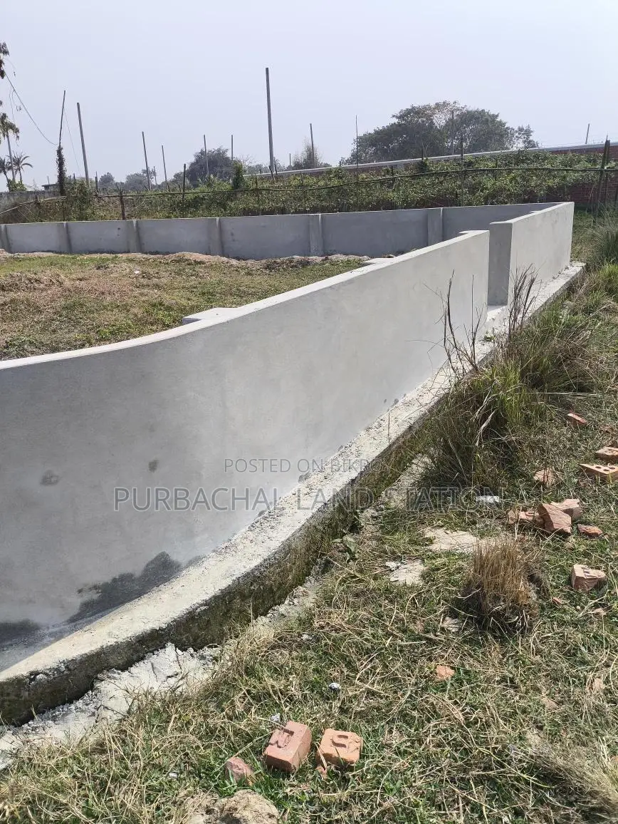 South-East corner 3 katha plot for sale in Sector 23, Purbachal.