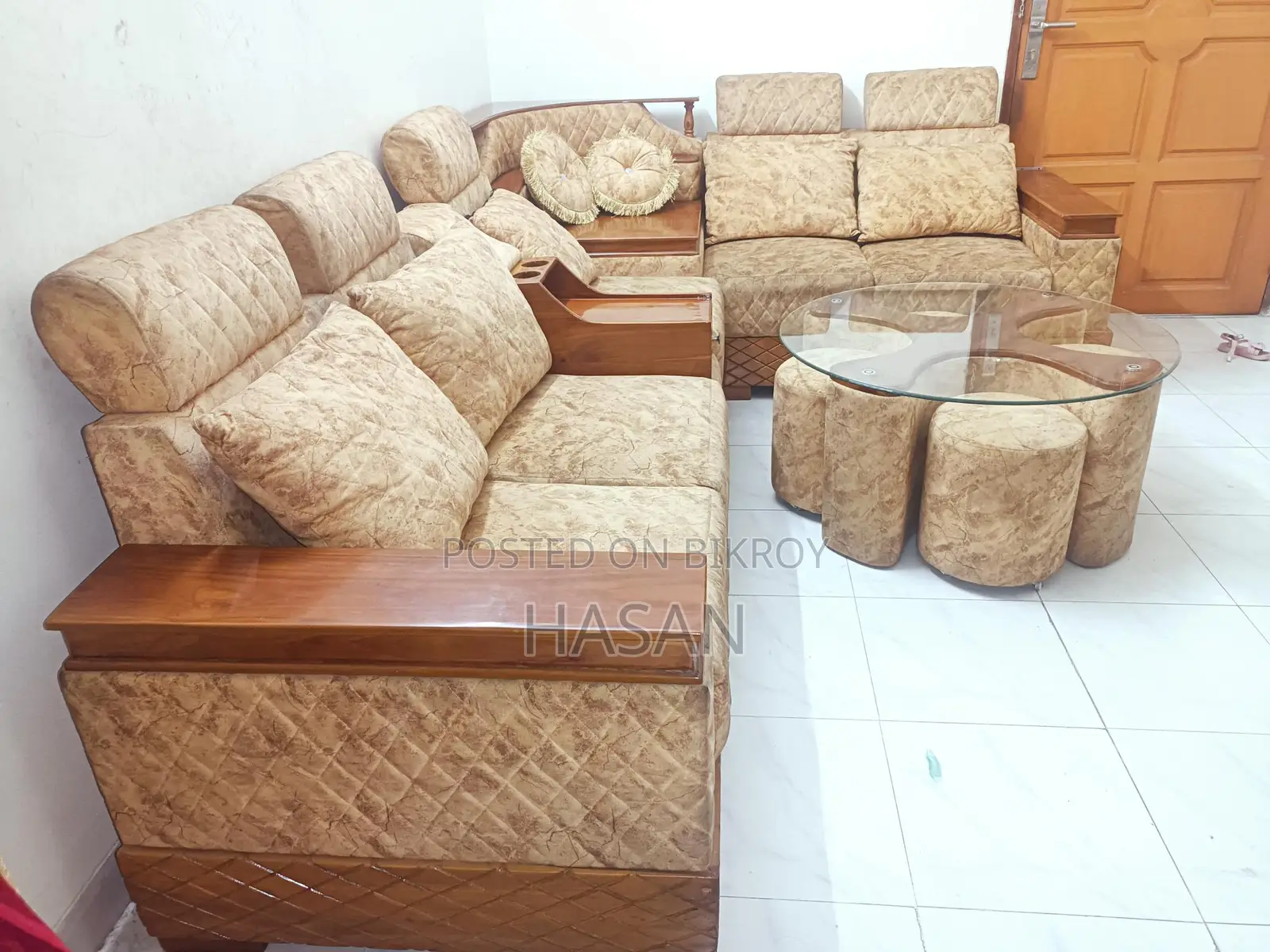 L-Shaped Sofa with Table