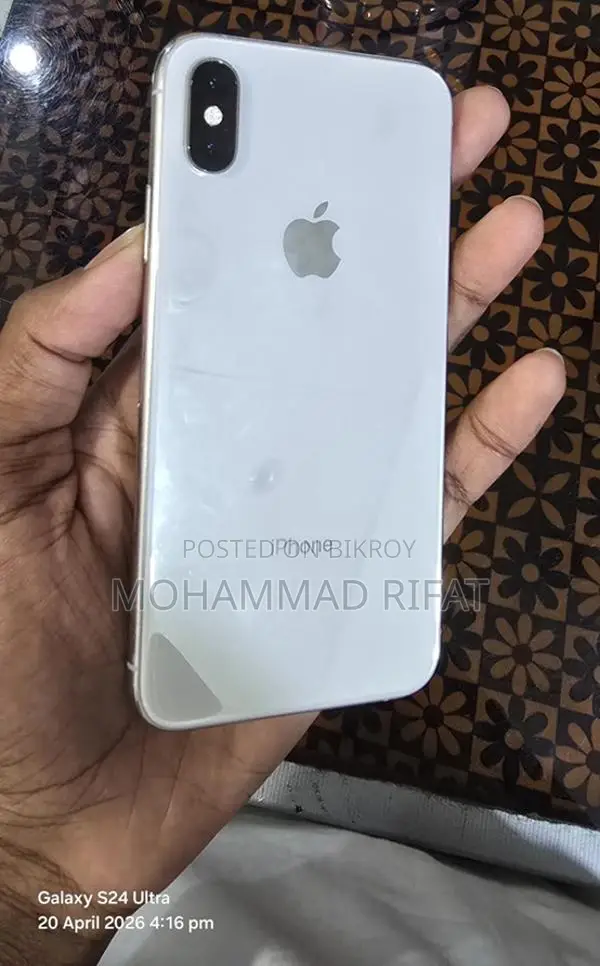 Apple iPhone XS (Used)