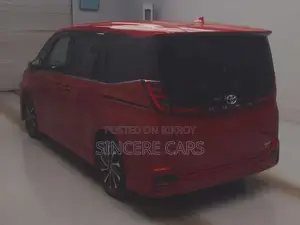 Toyota Noah SZ HYB 3.5POINT 2022
