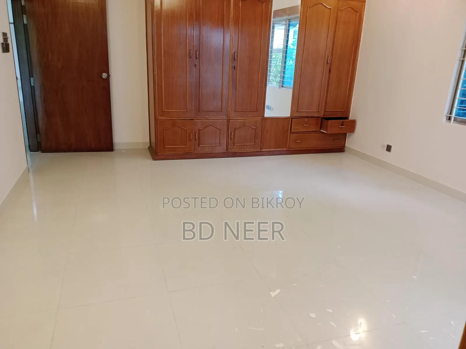 excellent 4 Bed room apt rent in Gulshan 2 north side