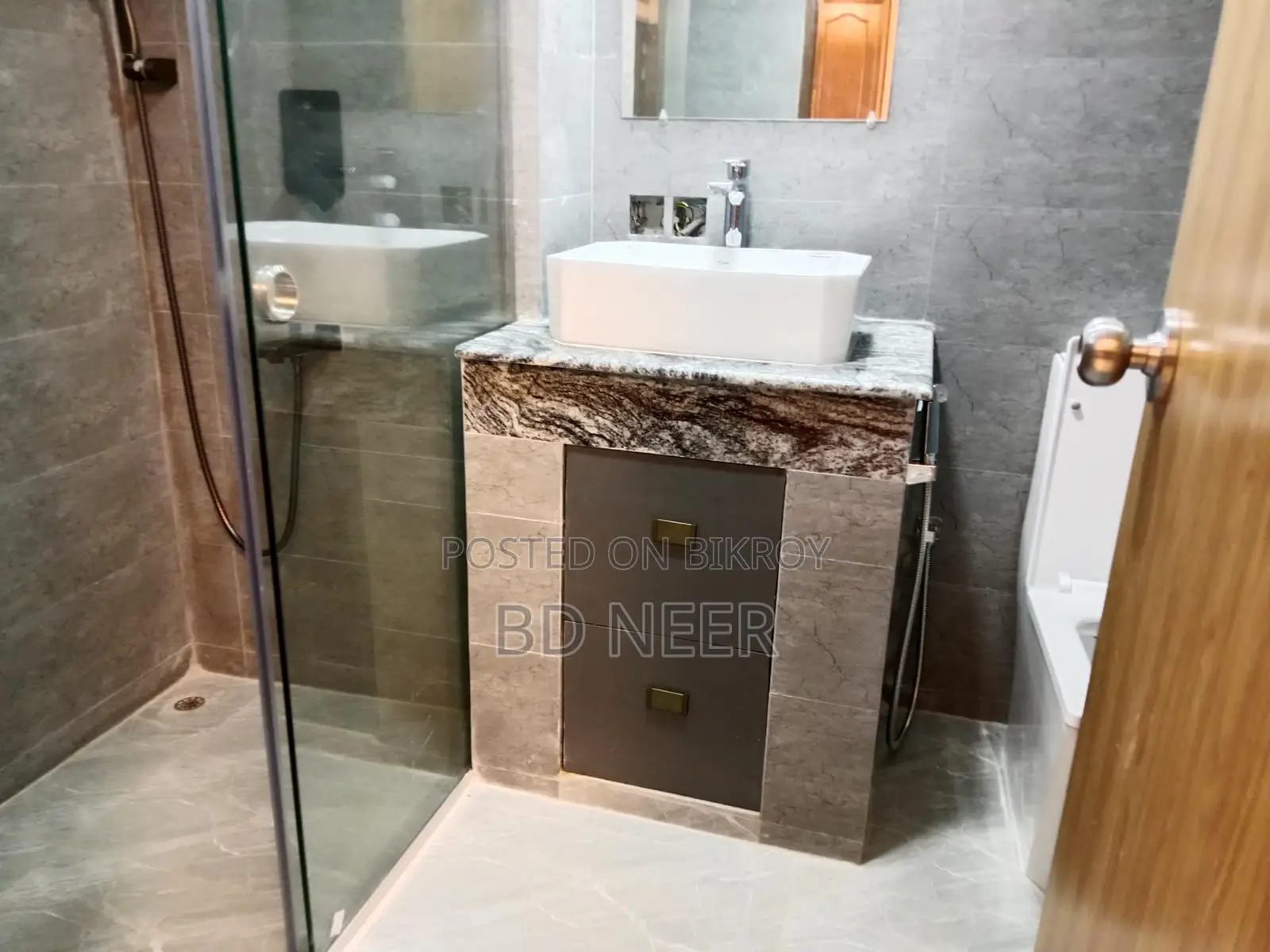 excellent 4 Bed room apt rent in Gulshan 2 north side