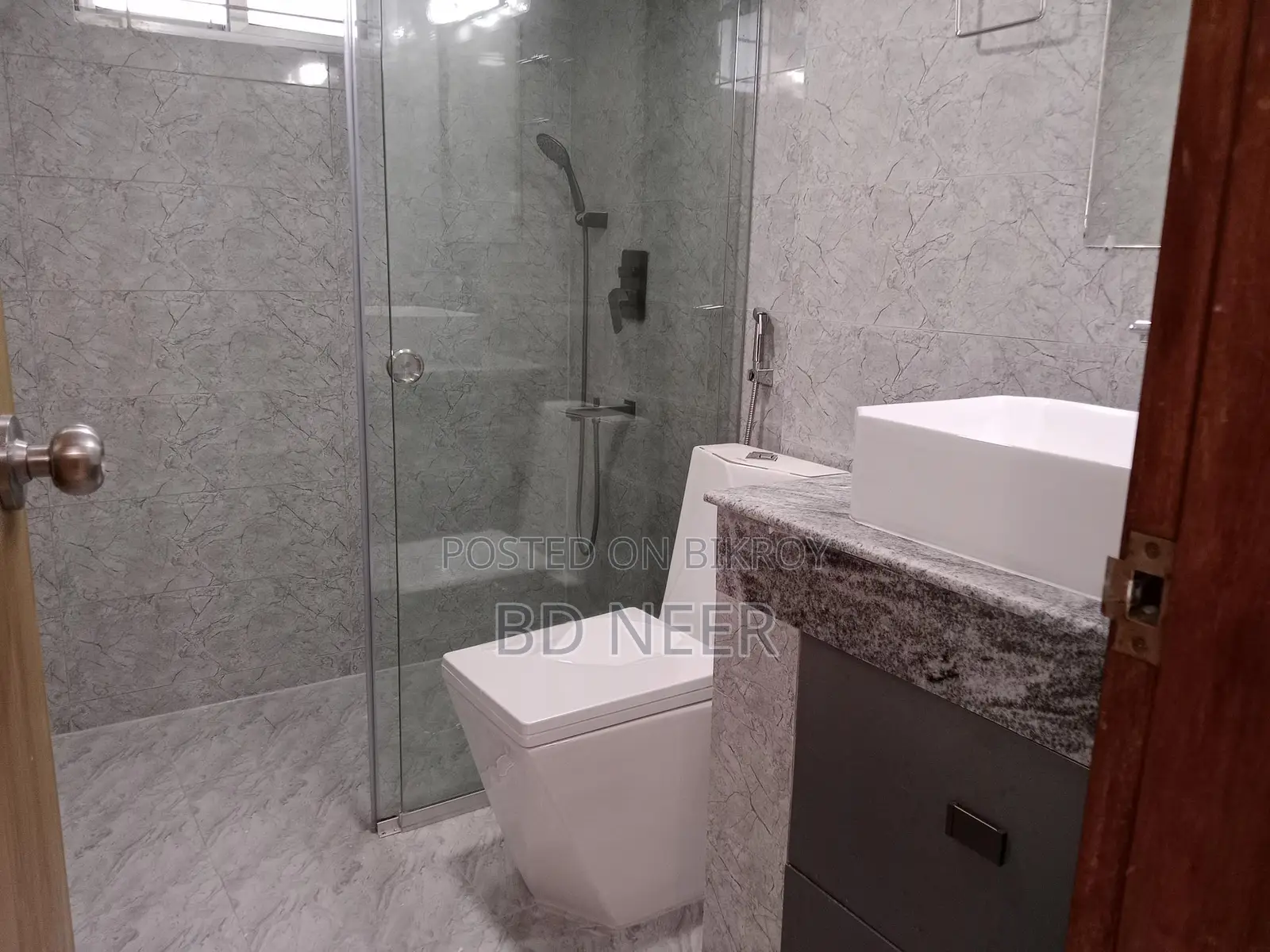 excellent 4 Bed room apt rent in Gulshan 2 north side