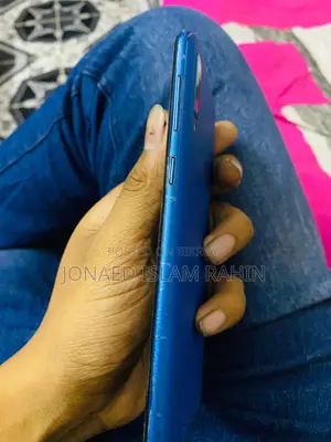 Samsung Galaxy A50 . (Used)