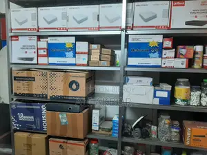 দোকানের ডেকোরেশন সহ অন্যান্য মালামাল বিক্রয়