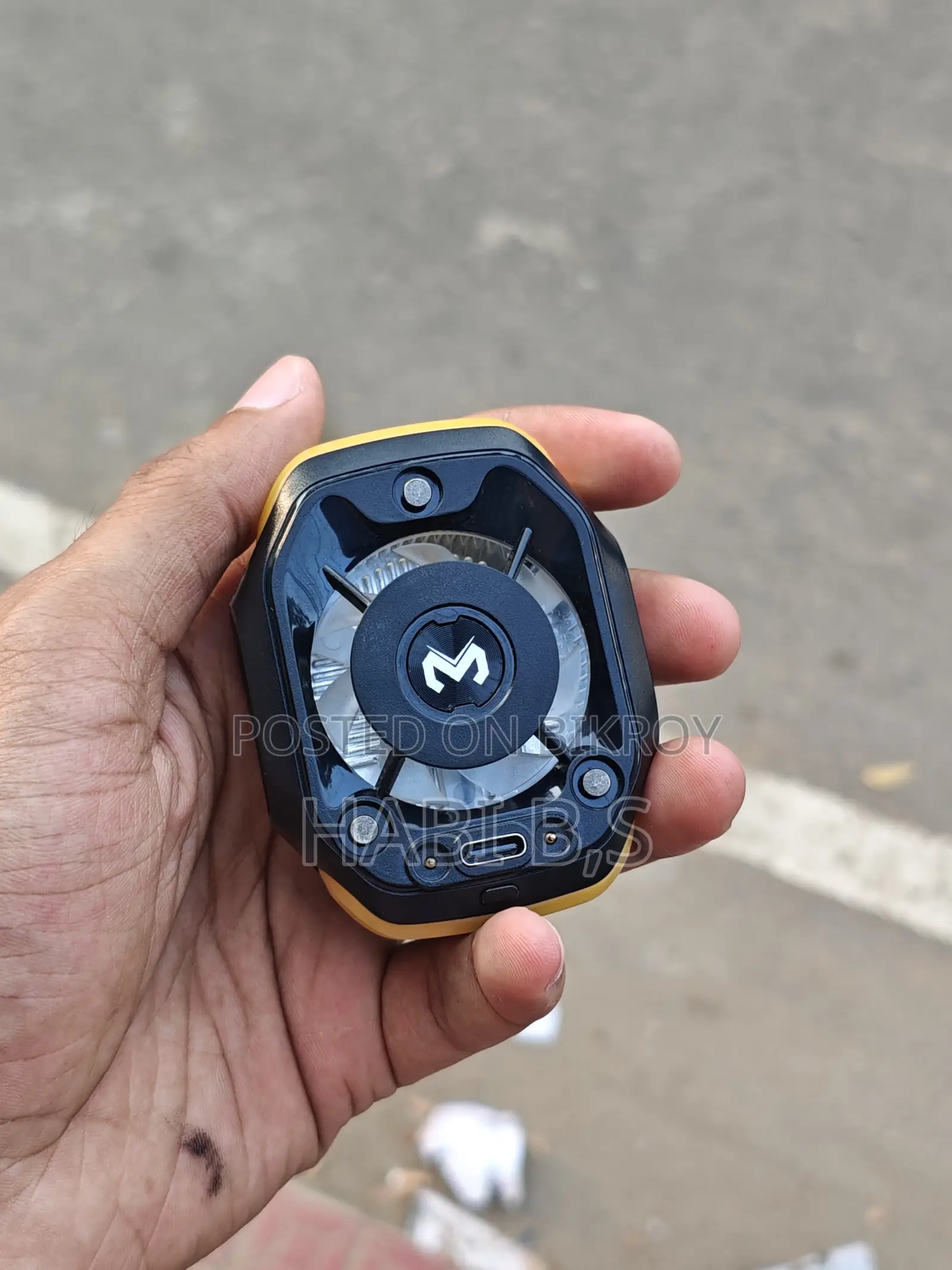 ফোন কুলার