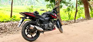 Bajaj Pulsar 150 2025 Black