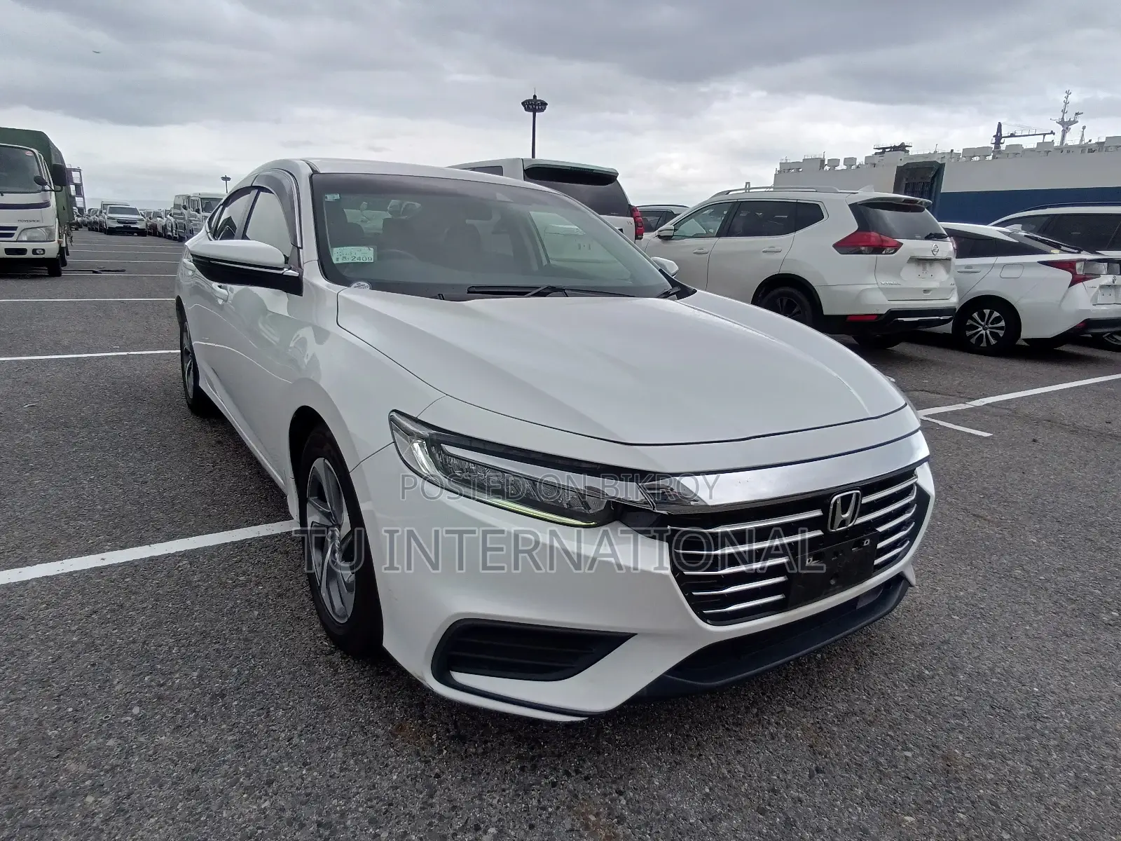 Honda Insight hybrid lx unit 2021
