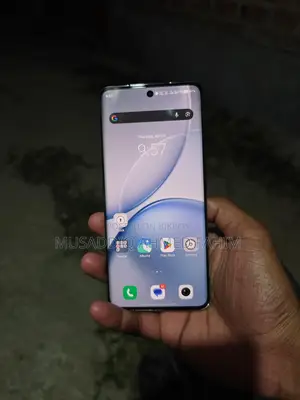 Vivo Y400 pro (Used)