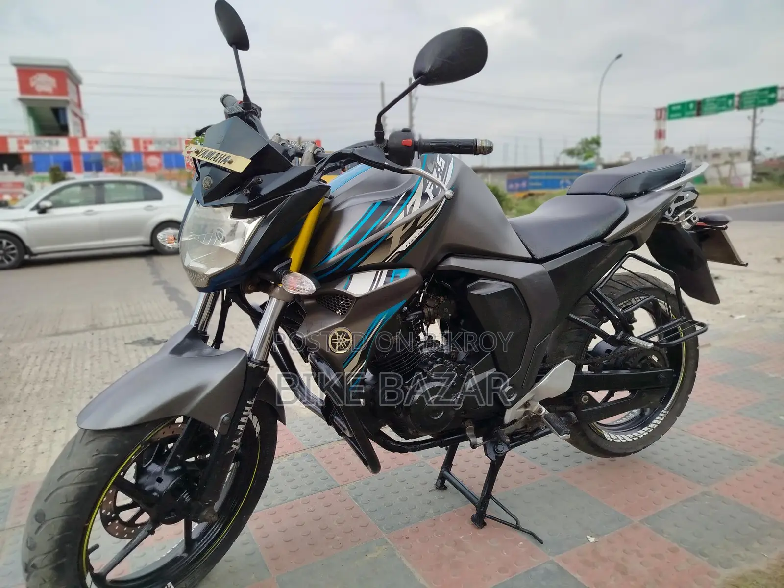 Yamaha FZS . 2017