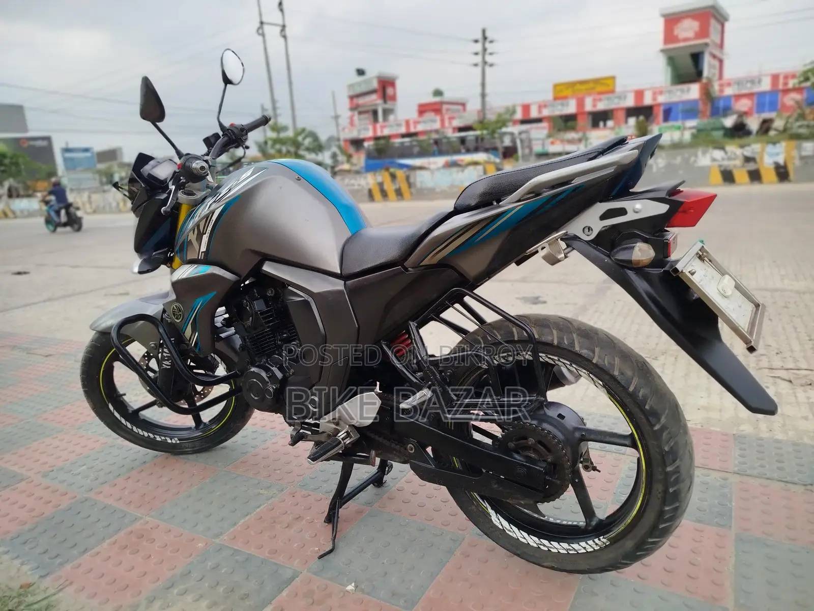 Yamaha FZS . 2017