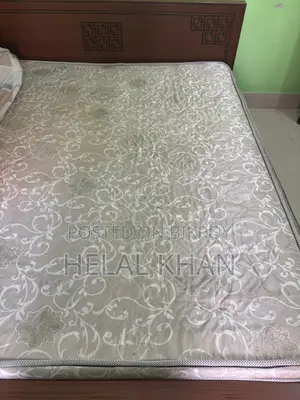 আলমারি এবং খাট