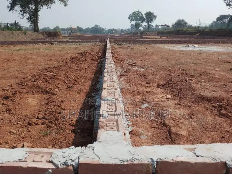 আসুন, আপনার স্বপ্নের ঠিকানা খুঁজে নেই একসাথে!
