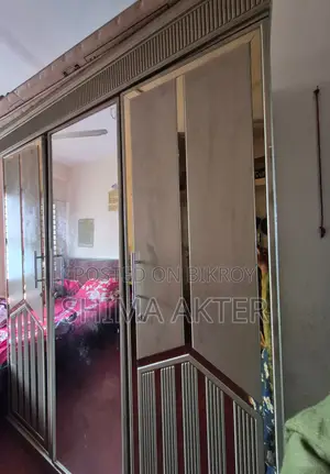 বেডরুম সেট বিক্রি করা হবে