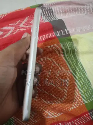 Samsung Galaxy J7 2/16 (Used)