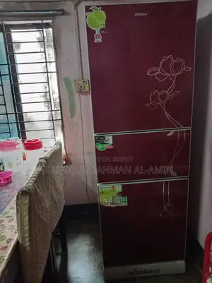 Ekti Fridge Brikroy Korte Chai