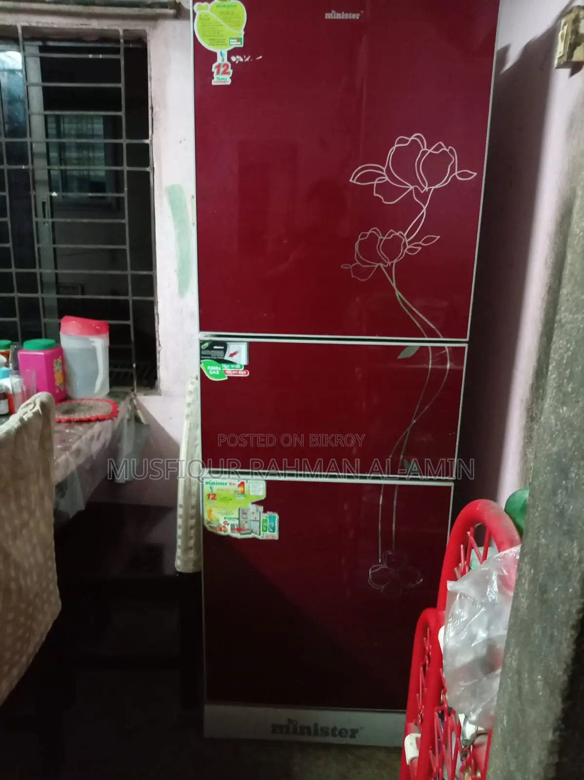 Ekti Fridge Brikroy Korte Chai