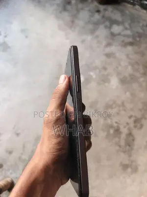 Vivo Y27s ৮/১২৮ (ব্যবহৃত)