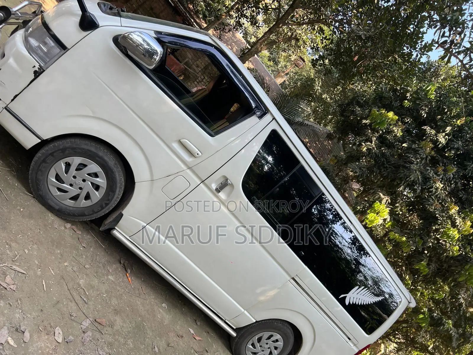 Toyota Hiace 2004