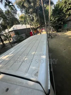 Toyota Hiace 2004