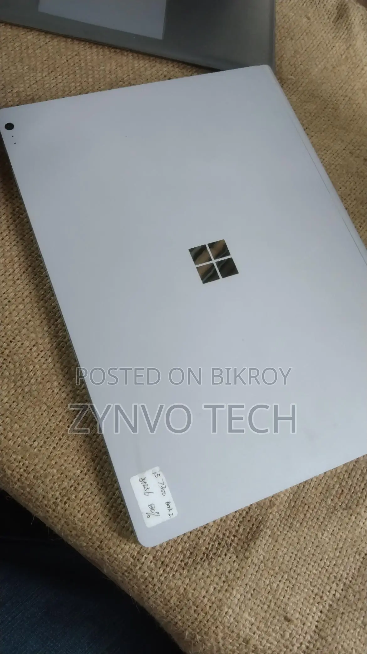Microsoft Surface Book-2