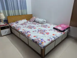 Medium size bed 7x4.5 feet. Perfect for small rooms and bachelors