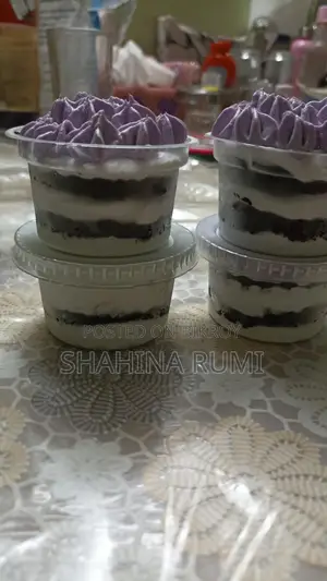 মিনি জার কেক