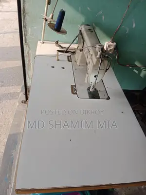 Plain Sewing Machine