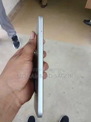 Tecno Spark 40 Pro একেবারে নতুন (Used)