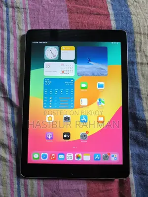 Apple iPad 6th Generation (Used)
