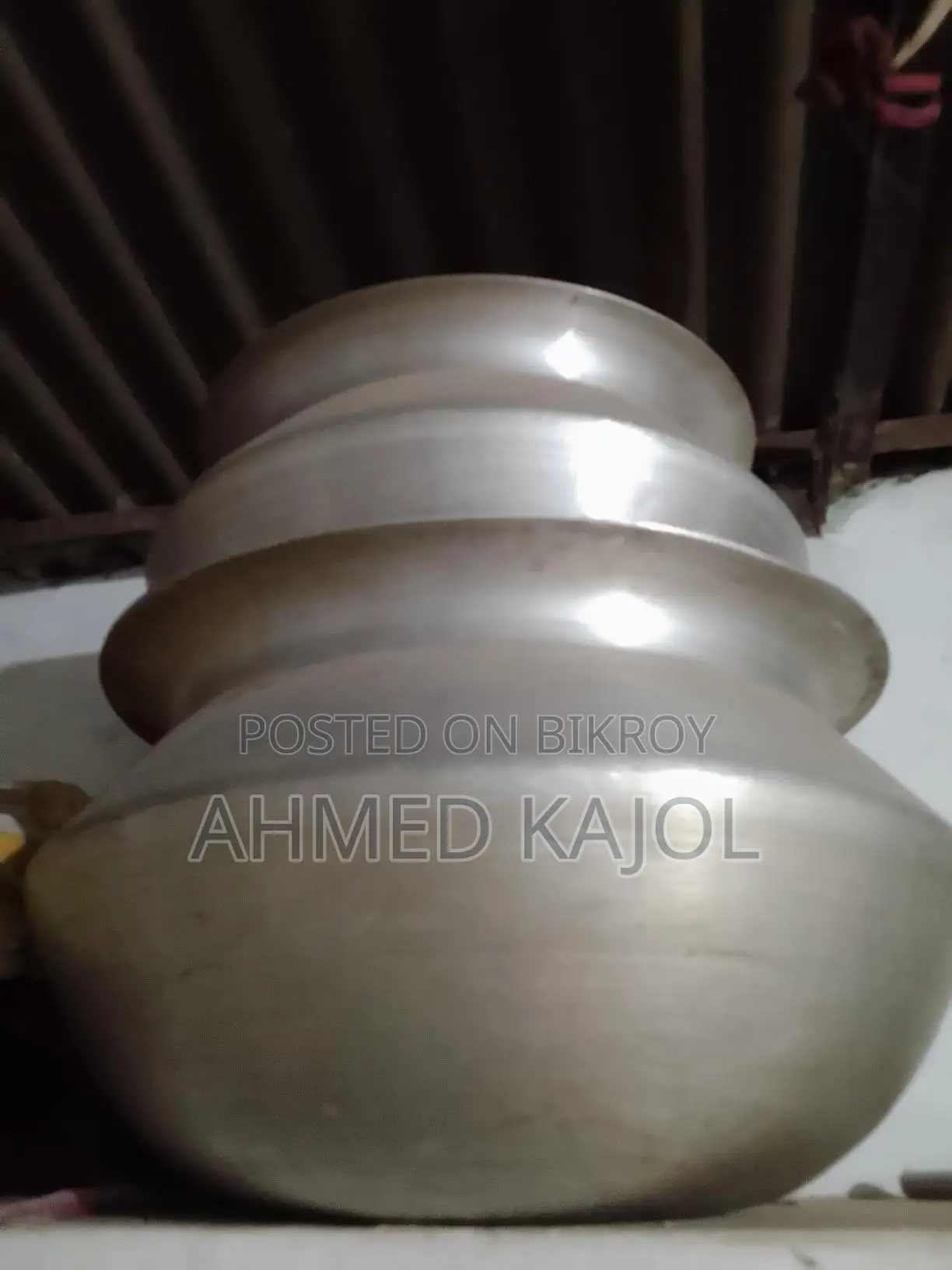 Large Silver Cooking Pot/Deg