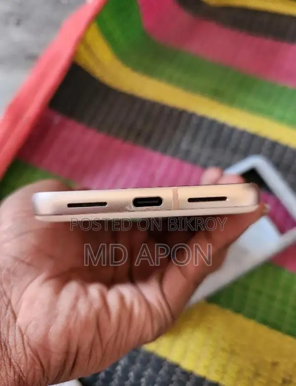 Google Pixel 8 (Used)