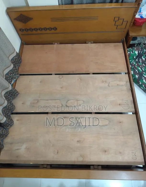 King Size Bed, Fresh Condition