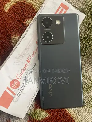 Vivo Y200 128 GB Black