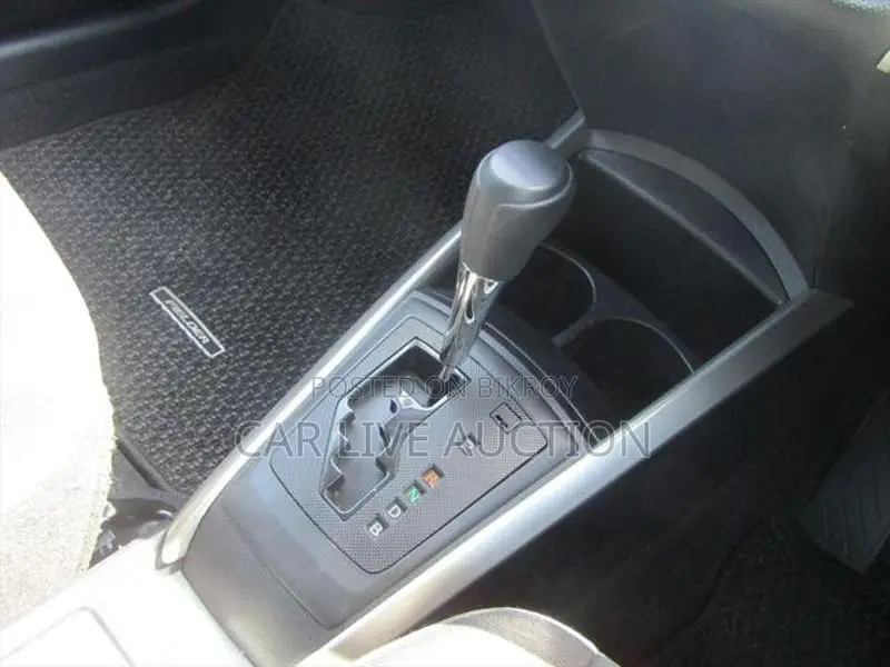 Toyota Fielder Hybrid EX pre order 2021