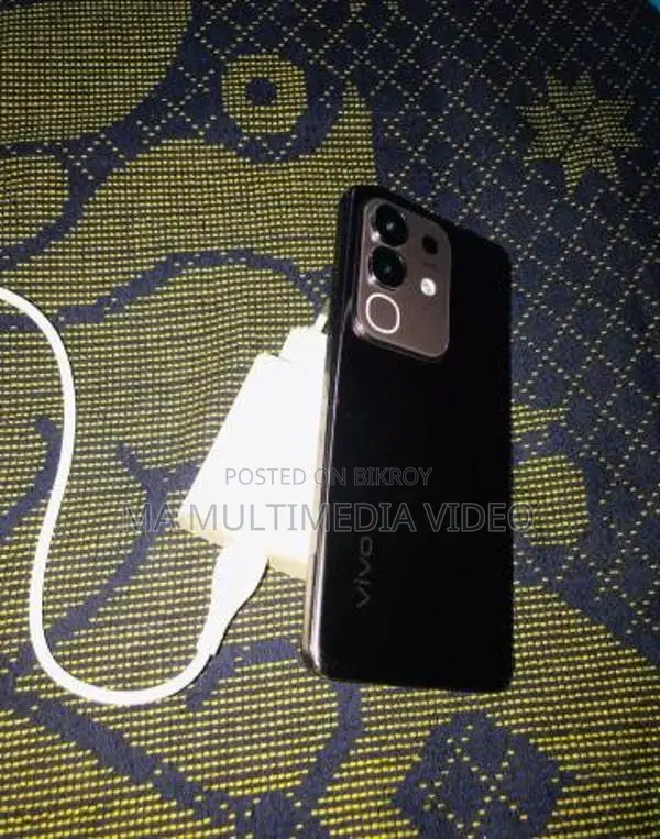 Vivo Y29 8gb 128gb (Used)