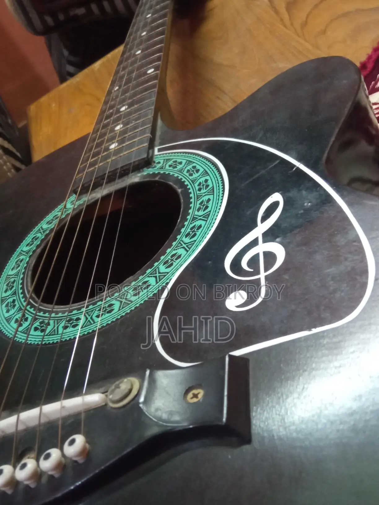 গিটান বিক্রয়ের জন্য