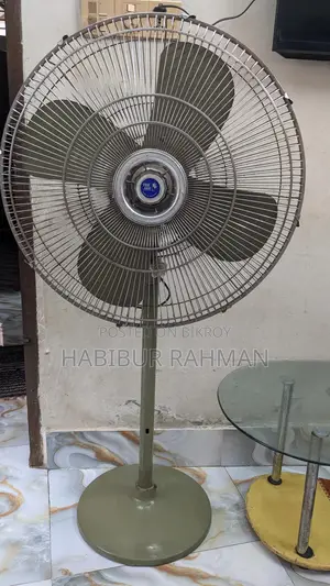টি টেবিল
