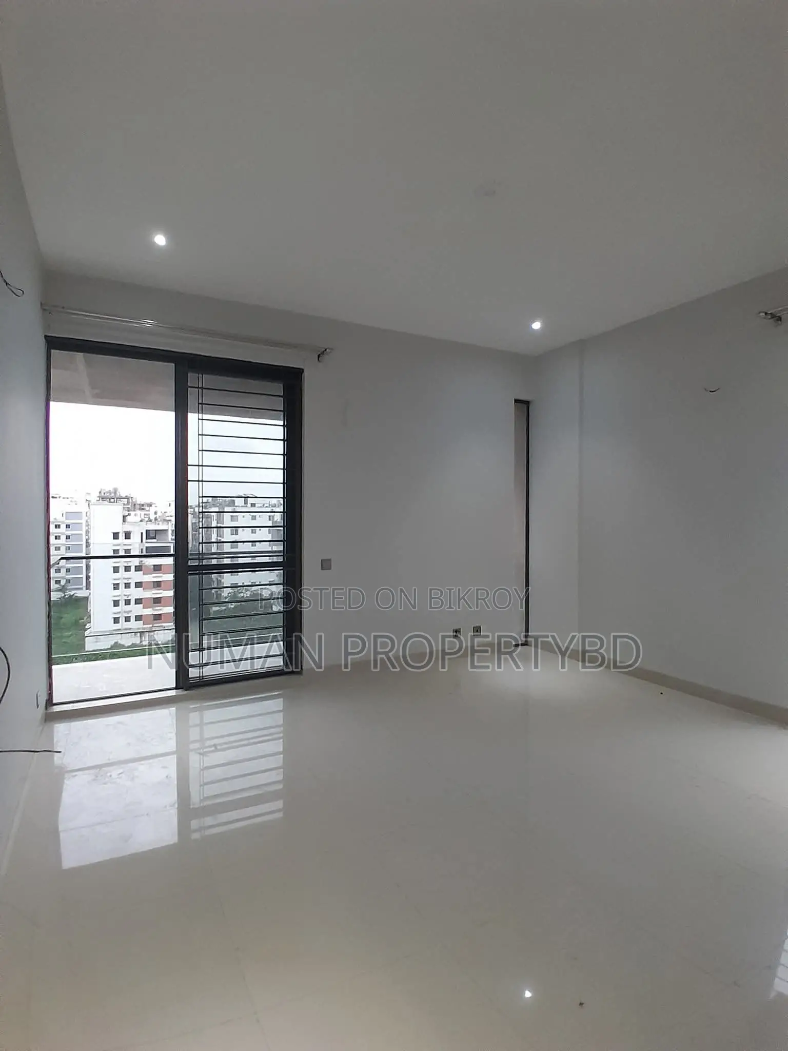 2100 sq ft 3 bedroom full fair face new luxury semi-furnished flat for rent