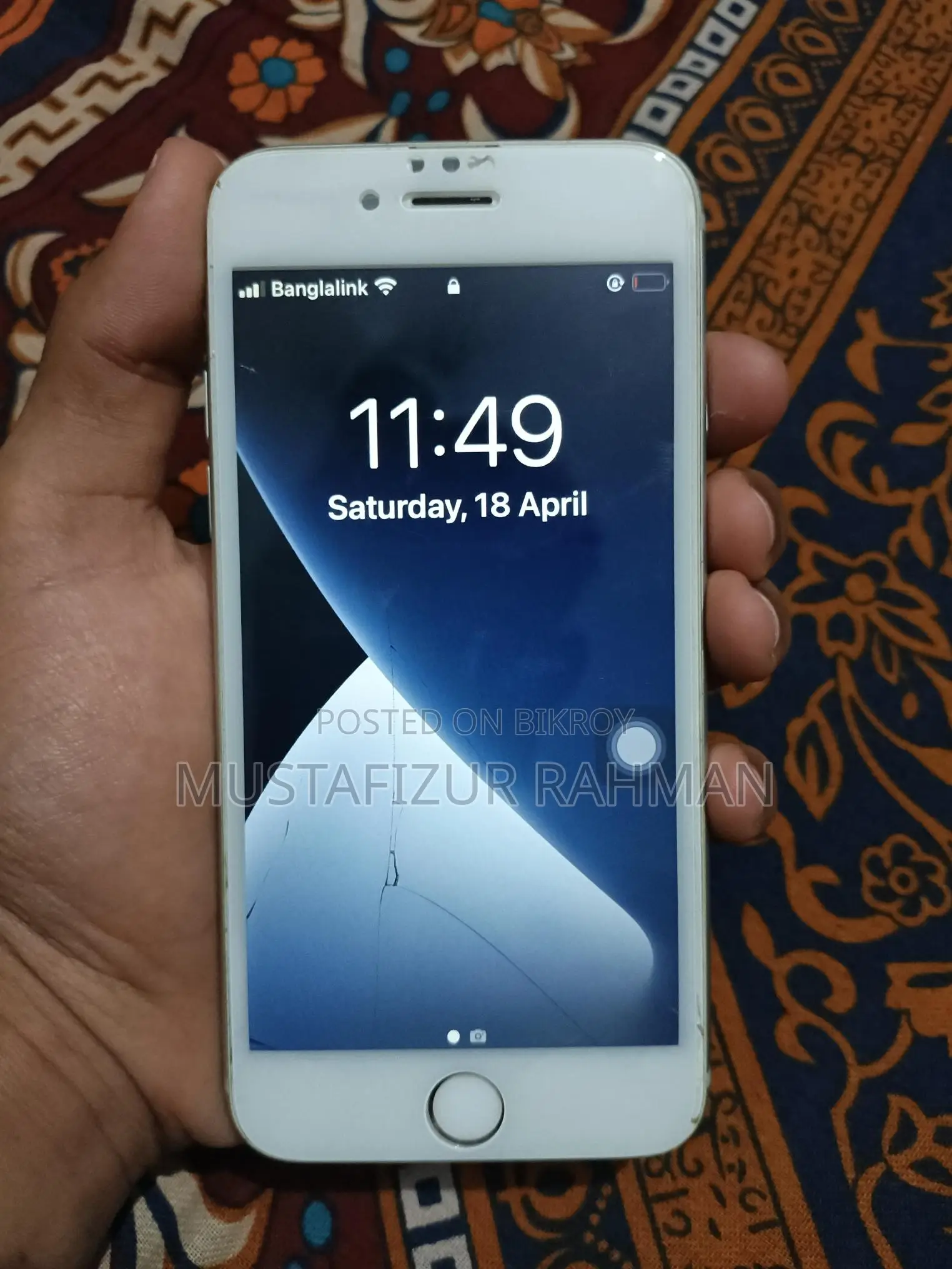 Apple iPhone 6S . (Used)