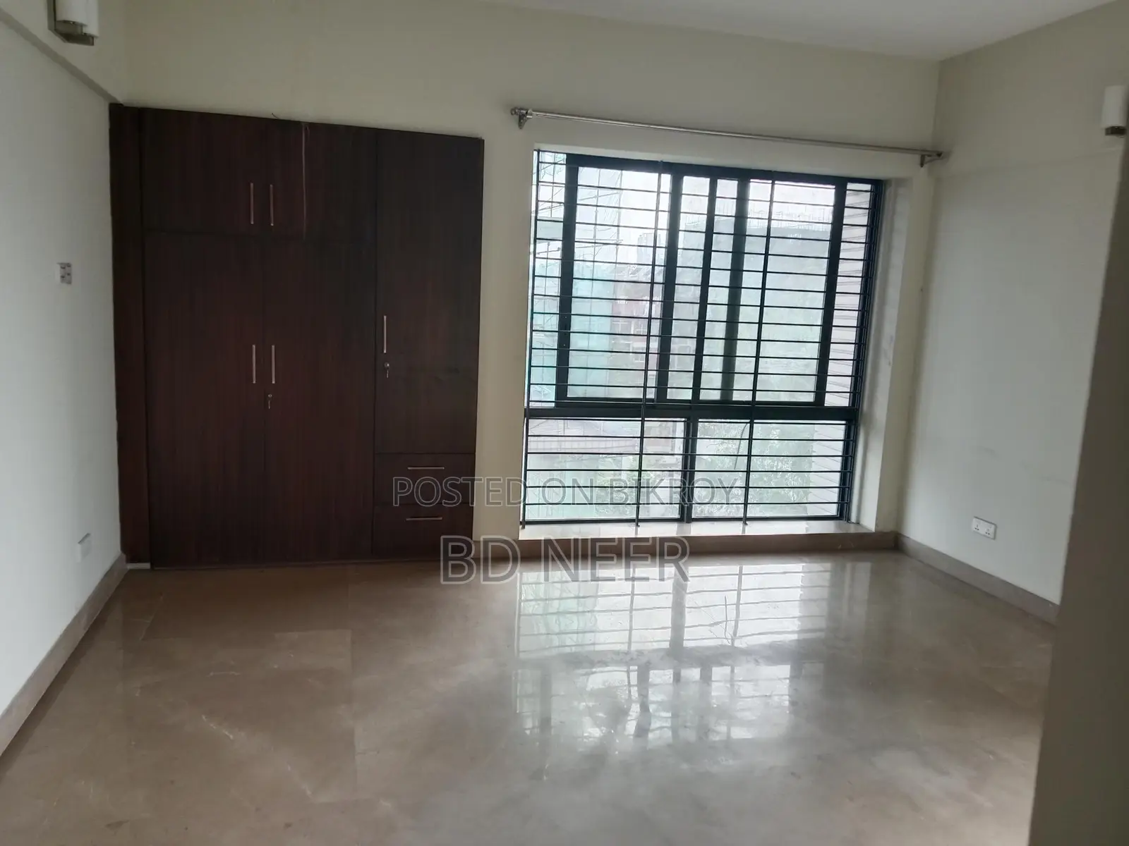 Mordent facilities gym &pool 4 Bed room apt rent in Baridhara diplomatic