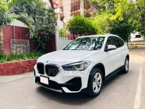 BMW X1 sDrive 18i 2021